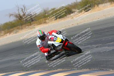 media/Mar-28-2022-Superbike Trackdays (Mon) [[b8603d0f67]]/Open Track Time/Turn 3 Inside/